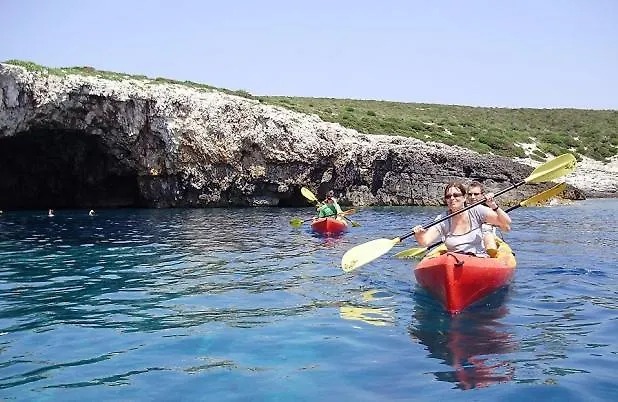 Beach House Beta With Pool, Jacuzzi, Playground & Bbq In An Olive Grove With A Beach, Pomer - Istria 0*, Pula